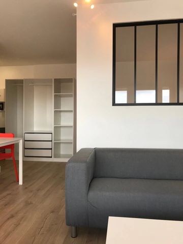 Appartement à louer F1 à La Madeleine - Photo 3