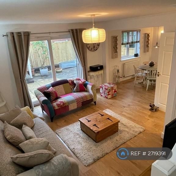 2 bedroom semi-detached house to rent - Photo 1