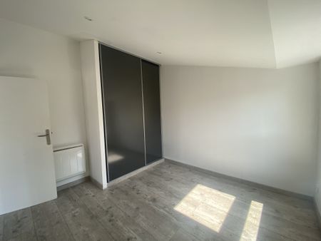 RUE DU PETIT DELBOURG, Reims - Photo 2