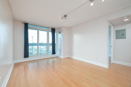 For Lease - 2121 Lakeshore Boulevard Unit# 1404, Toronto, Ontario - Photo 2