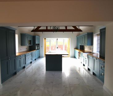 Muston Manor Farm, Piddlehinton - Photo 4