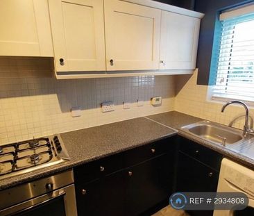 2 bedroom terraced house to rent - Photo 6
