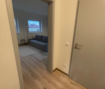 Pronájem bytu 1+kk a garsoniéry 32 m² - Fotografie 1
