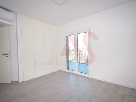 3 room luxury Flat for rent in Odivelas, Portugal - Photo 5