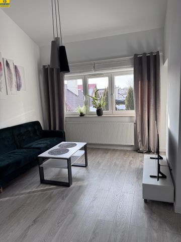 Wynajem mieszkanie 2 pokoje + antresola, kórka, miejsce postojowe, Rzeszów, Al. Wyzwolenia. - Photo 2