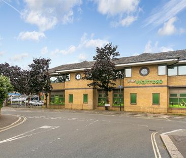 Station Road, Hampton - 1 bedroomProperty for lettings - Chasebuchanan - Photo 3