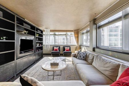 4 bedroom apartment to rent - Photo 3