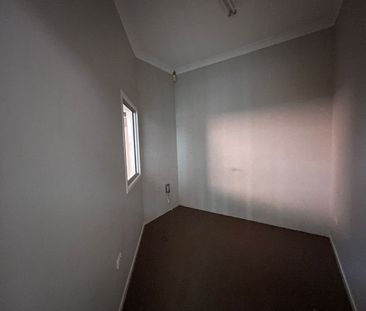 Modern 2-Bedroom Flat in the Heart of the CBD – Utilities Included! - Photo 6