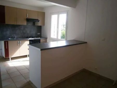 Location Maison 4 pièces 87 m2 à Carmaux - Photo 3