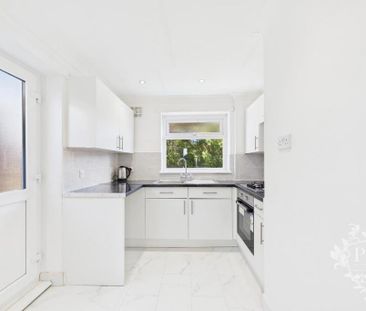 2 bedroom semi-detached house to rent - Photo 2