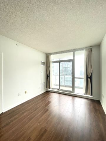 For Lease - 66 Forest Manor Road Unit# 2009, Toronto, Ontario - Photo 2