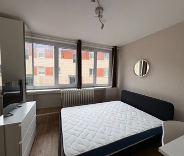 T5 MEUBLE en souplex de 121,86 m2, rue du Molinel – Centre / Républ... - Photo 3