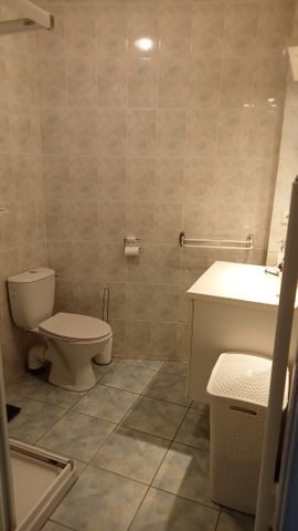 Location Appartement 2 pièces 45m² - Photo 2