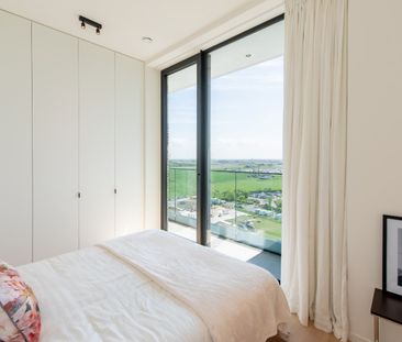 Magnifiek en kwalitatief gemeubeld appartement met adembenemende zi... - Foto 5