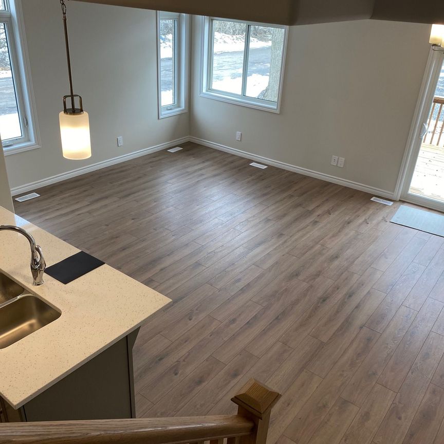 For Lease - 34 Nipigon Street, Belleville, Ontario - Photo 1