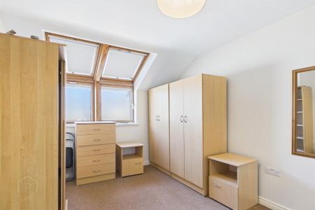 1b Avoniel Parade, Belfast, BT5 4SH - Photo 4