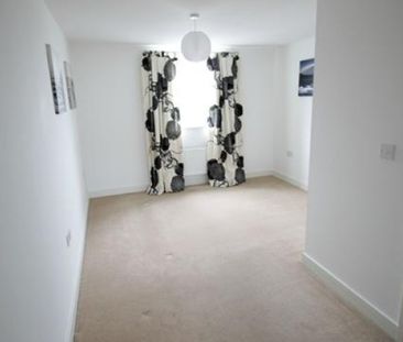 Axial Drive, Colchester - Photo 5