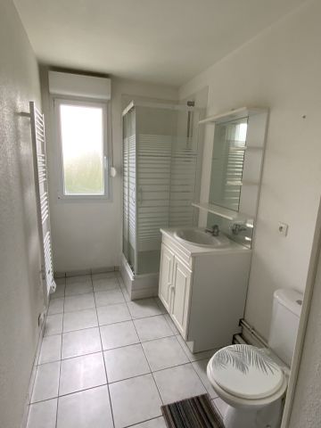 Location Appartement 1 pièce 32m² LES ANDELYS 27700 - Photo 5