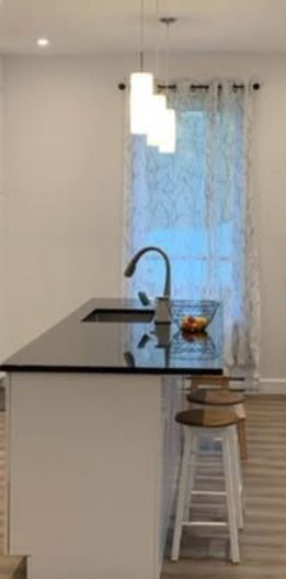 Superbe Appart BROMPTONVILLE 1000$ De Ra - Photo 1