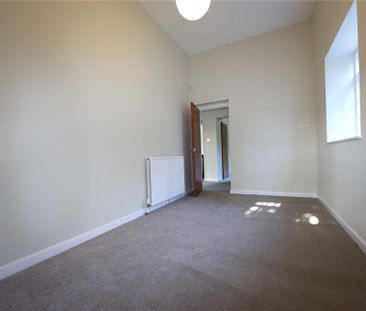 2 bedroom bungalow to rent - Photo 2