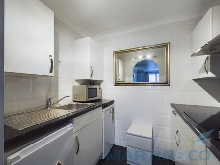 1 bedroom flat to rent - Photo 5