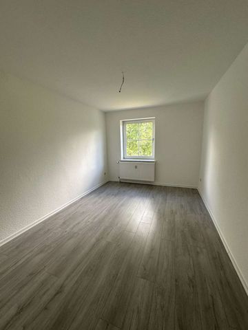 wir renovieren+++ 2-Raum Wohnung frei - Photo 2