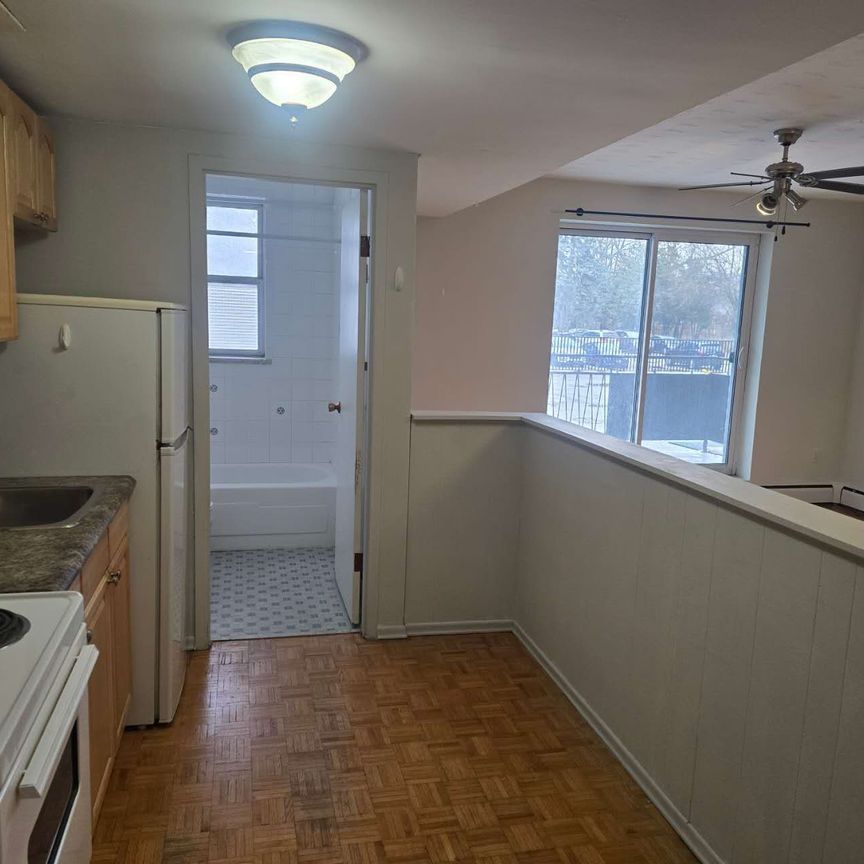 For Lease - 2095 Prospect Street Unit# 108, Burlington, Ontario - Photo 1