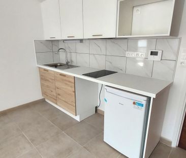 Location Appartement 2 pièces 46m² LUCE 28110 - Photo 5