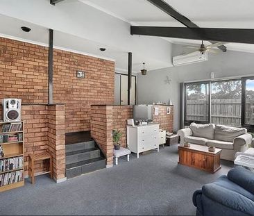 Charming 3-Bedroom Home in Epping - Photo 2