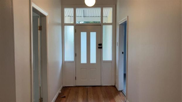 Four-bedroom home close to the river - Photo 1