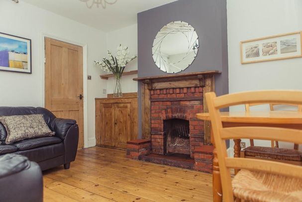 3 bedroom semi-detached house to rent - Photo 1