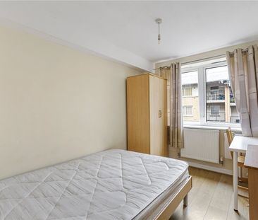 Newport Avenue, London, E14 2DG - Photo 2