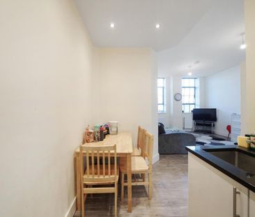 1 bedroom flat to rent - Photo 3