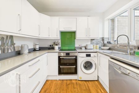 Borton Road, Blofield Heath, Norwich - Photo 2