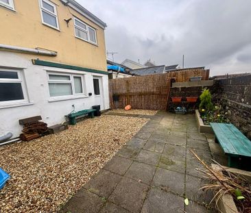 4 bedroom terraced house to rent - Photo 2