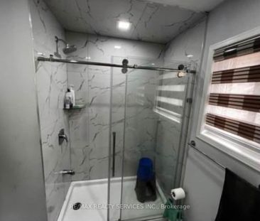 For Lease - 11 Tufton Crescent, Brampton, Ontario - Photo 4