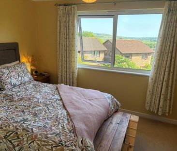 2 bedroom semi-detached house to rent - Photo 2