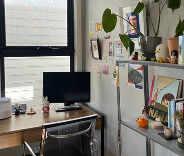 Flemington - Photo 1