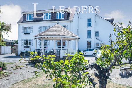 Studio to rent - Photo 5