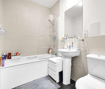Fawe Street, Poplar, London, E14 - Photo 1