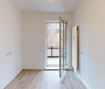 Im Reitbahnviertel gelegene 2-Raum-Wohnung mit Balkon - Foto 4