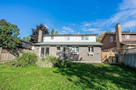 For Lease - 21 Ferrah Street, Markham, Ontario - Photo 5