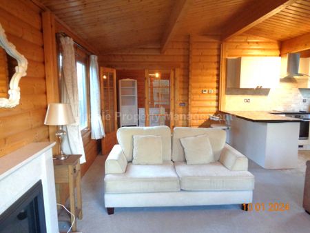 Price £1,395 pcm - Available Now - Furnished - Photo 2