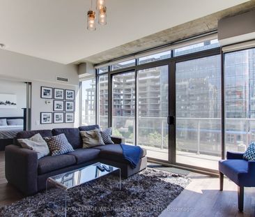 Six50 King West Lofts 650 - Photo 2