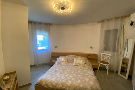 MARTIGUES - Maison meublée type 3 - Photo 4