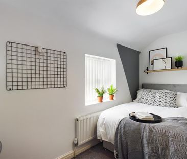 1 bedroom in a house share to rent - Photo 4