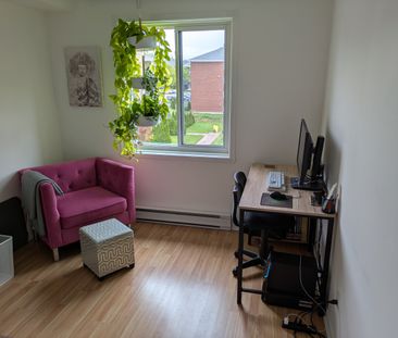 Beau grand 4 1/2, rez de chaussé Lebourgneuf Août - Photo 5