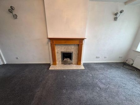 3 bedroom terraced house to rent - Photo 2