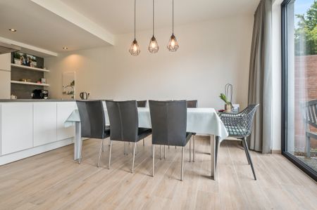 Gelijkvloers appartement met tuin en autostaanplaats - Foto 5