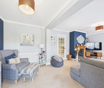 Churchill Close, Flackwell Heath, High Wycombe,HP10 - Photo 3